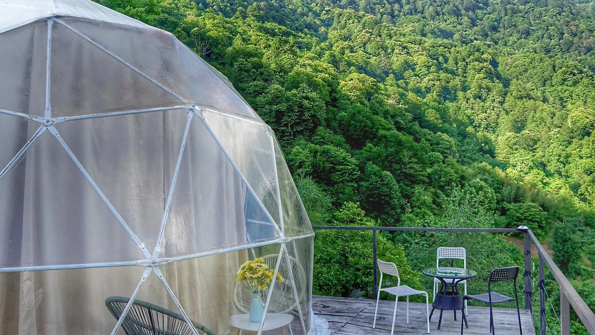 Campismo de Luxo Mtirala Yurt Hotel Batumi